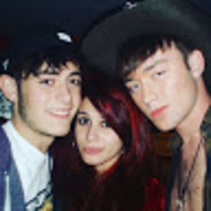 Meet your Posher, Bret